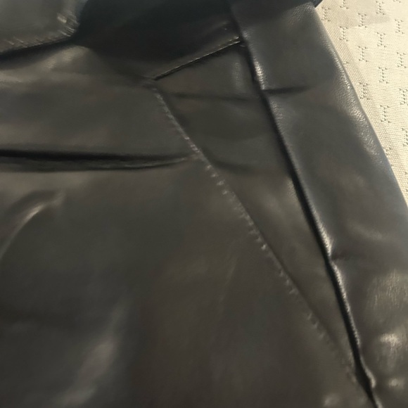 NWT Black Faux Leather Size XL Shorts with Belt - Picture 7 of 10